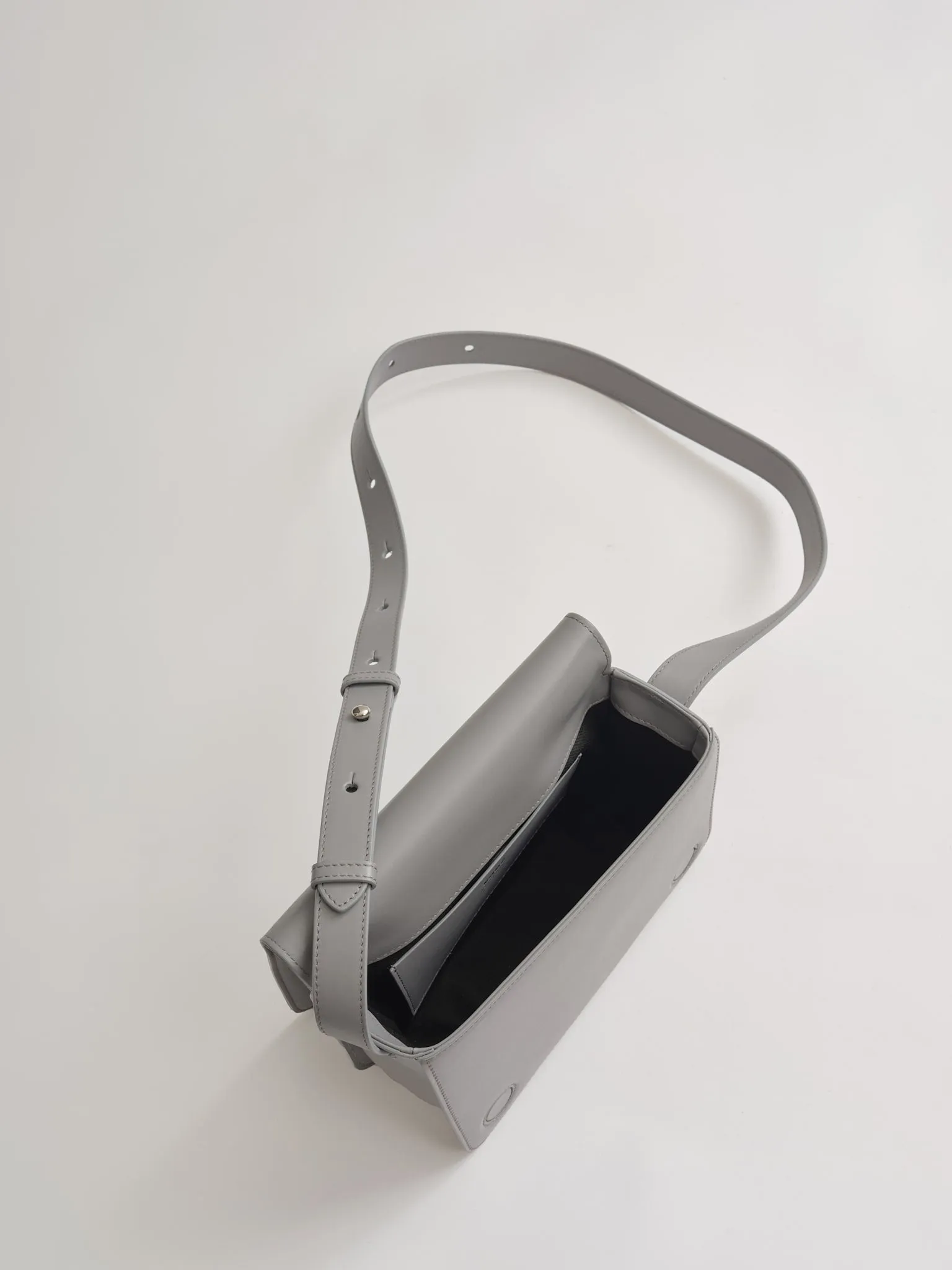 ANNIKA BAG - SKY VITELLO
