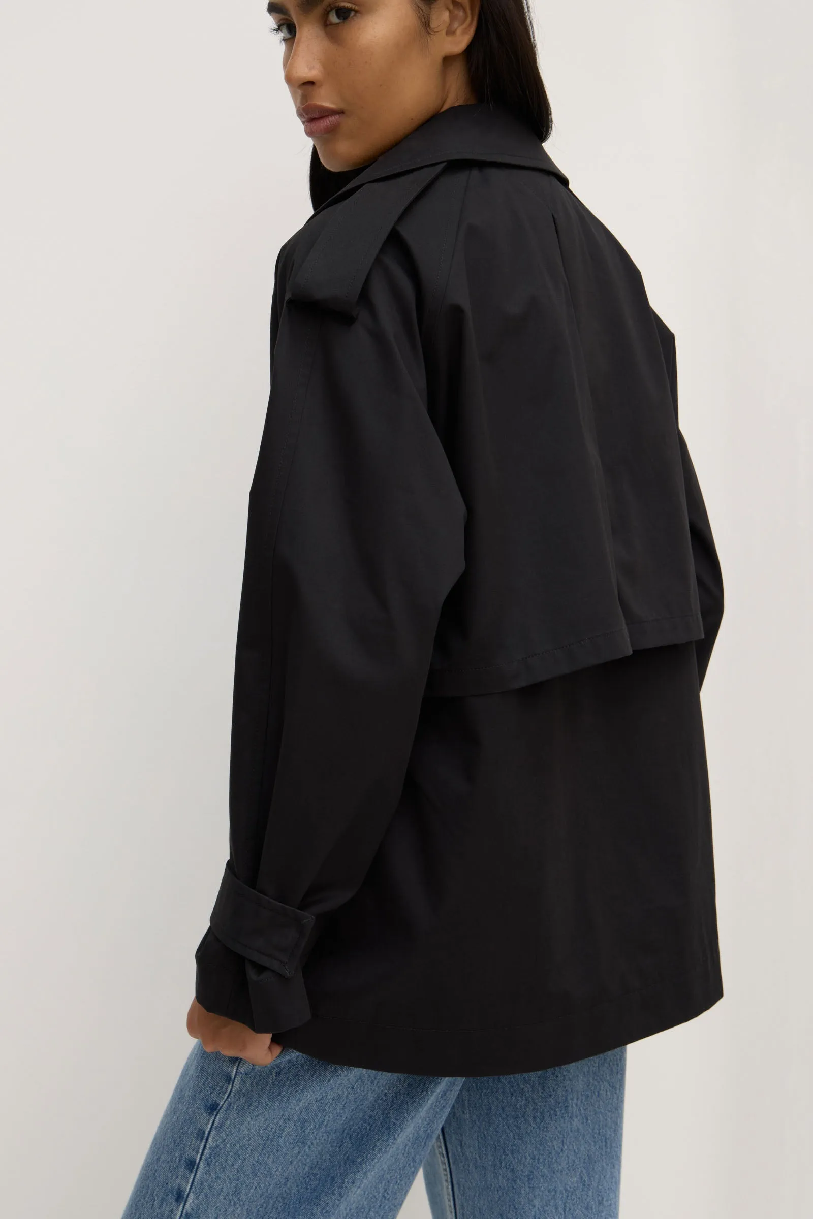 Arden Short Mac Jacket