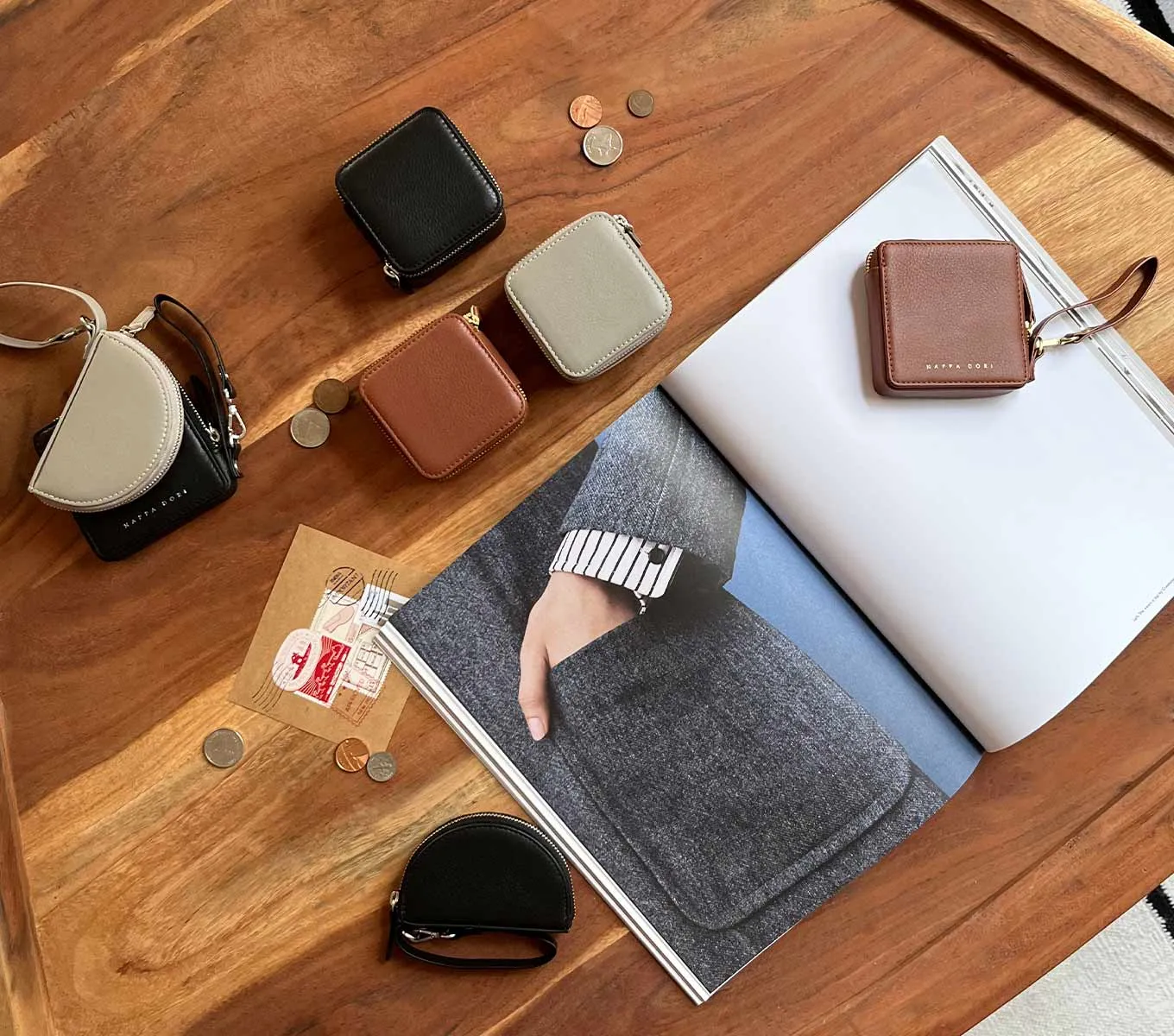 BLOCK POUCH