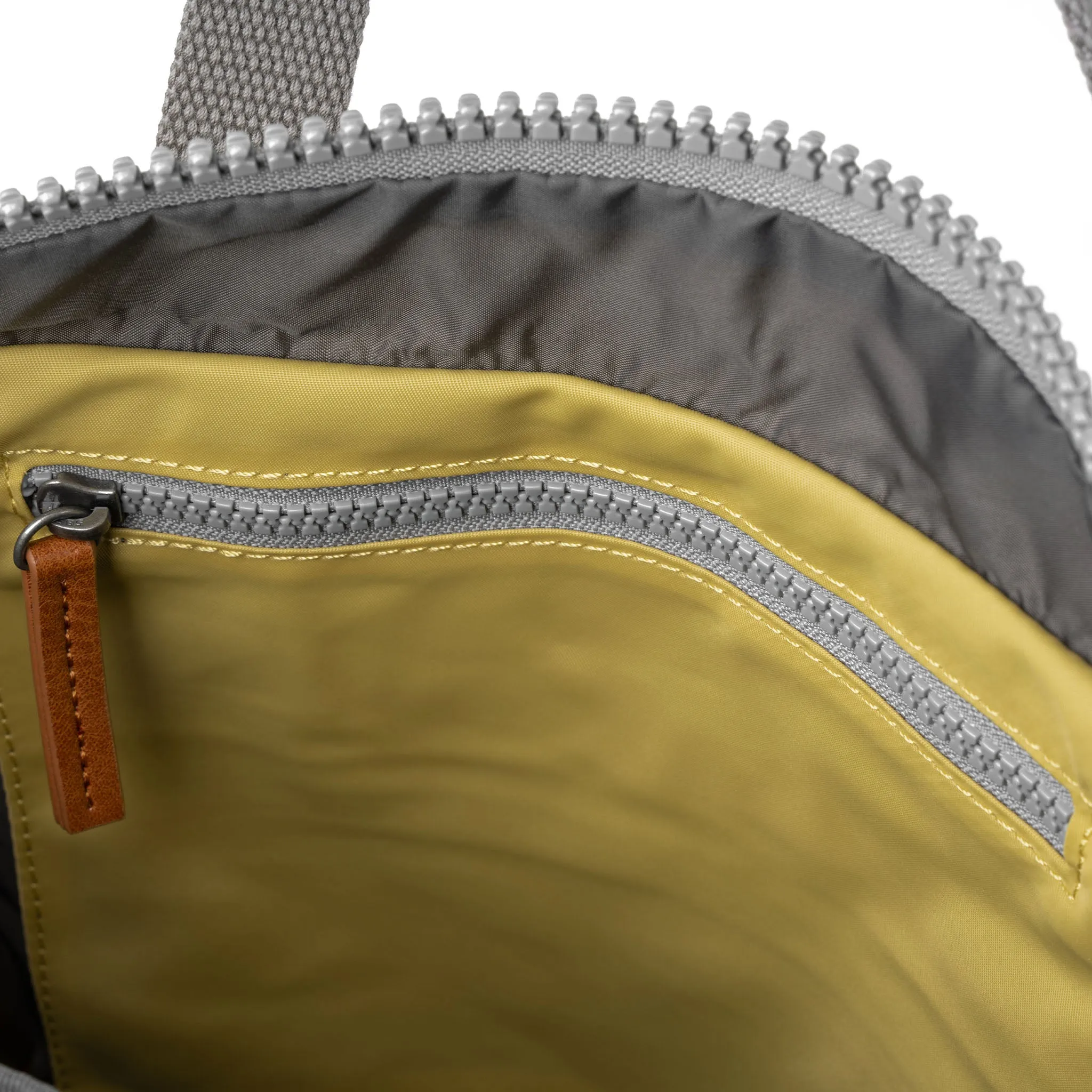 Canfield B Bamboo Recycled Nylon