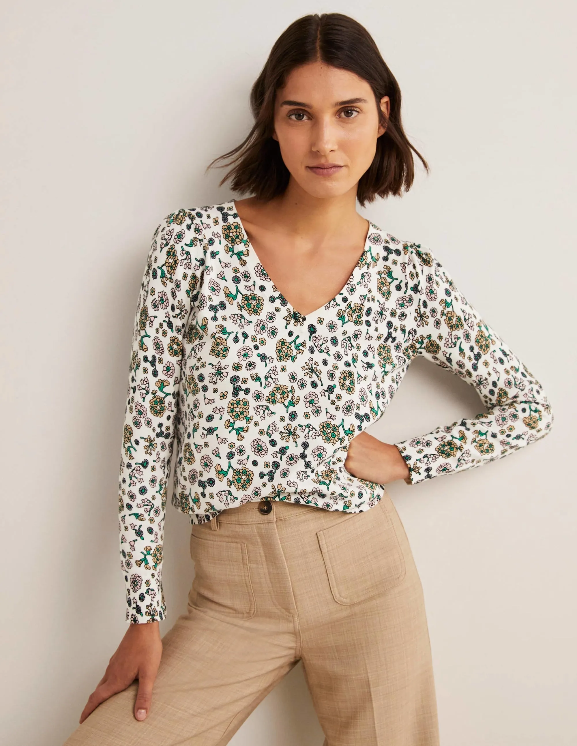 Cotton V-Neck Jumper-Ivory. Ditsy Charm