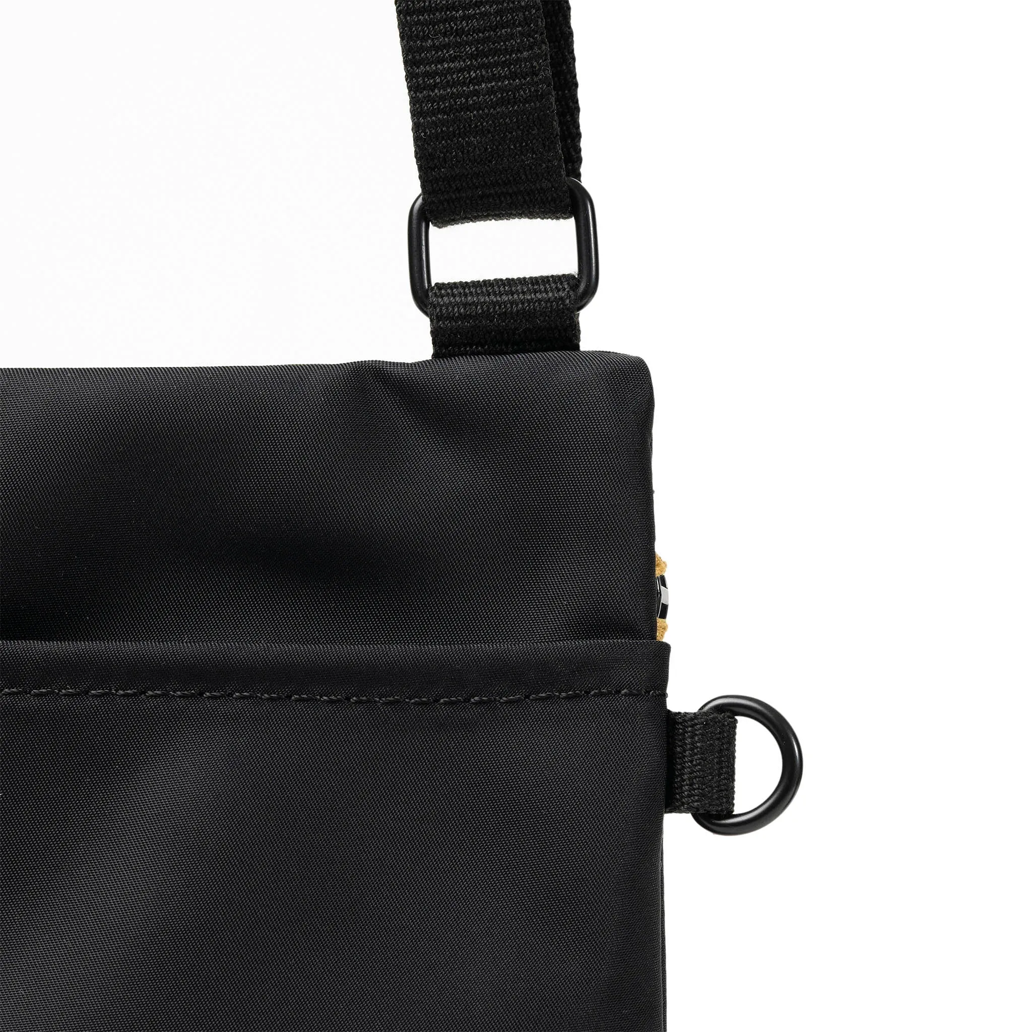 Creative Waste Black Edition Chelsea Corn Recycled Nylon