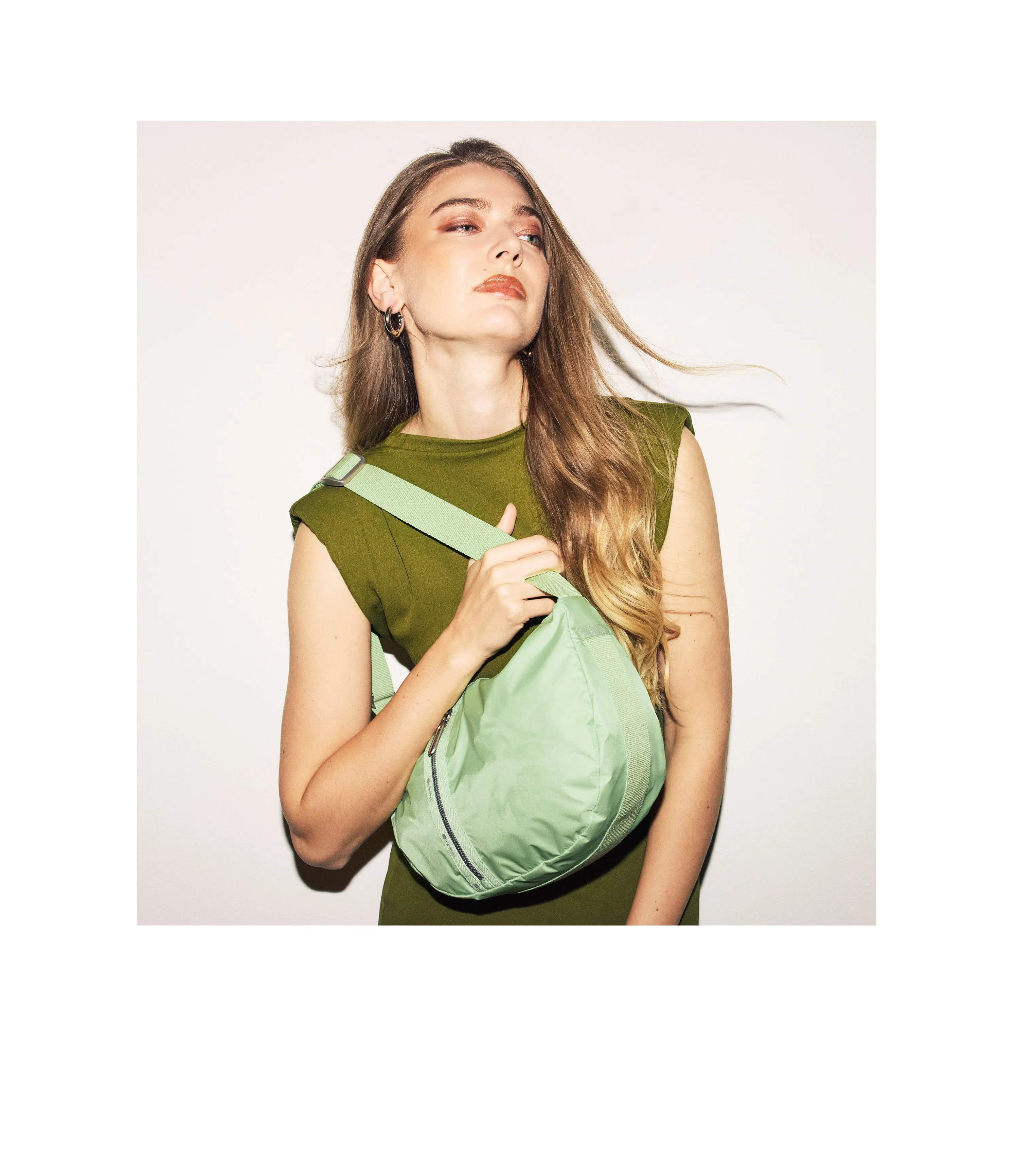 Essential Small Sling