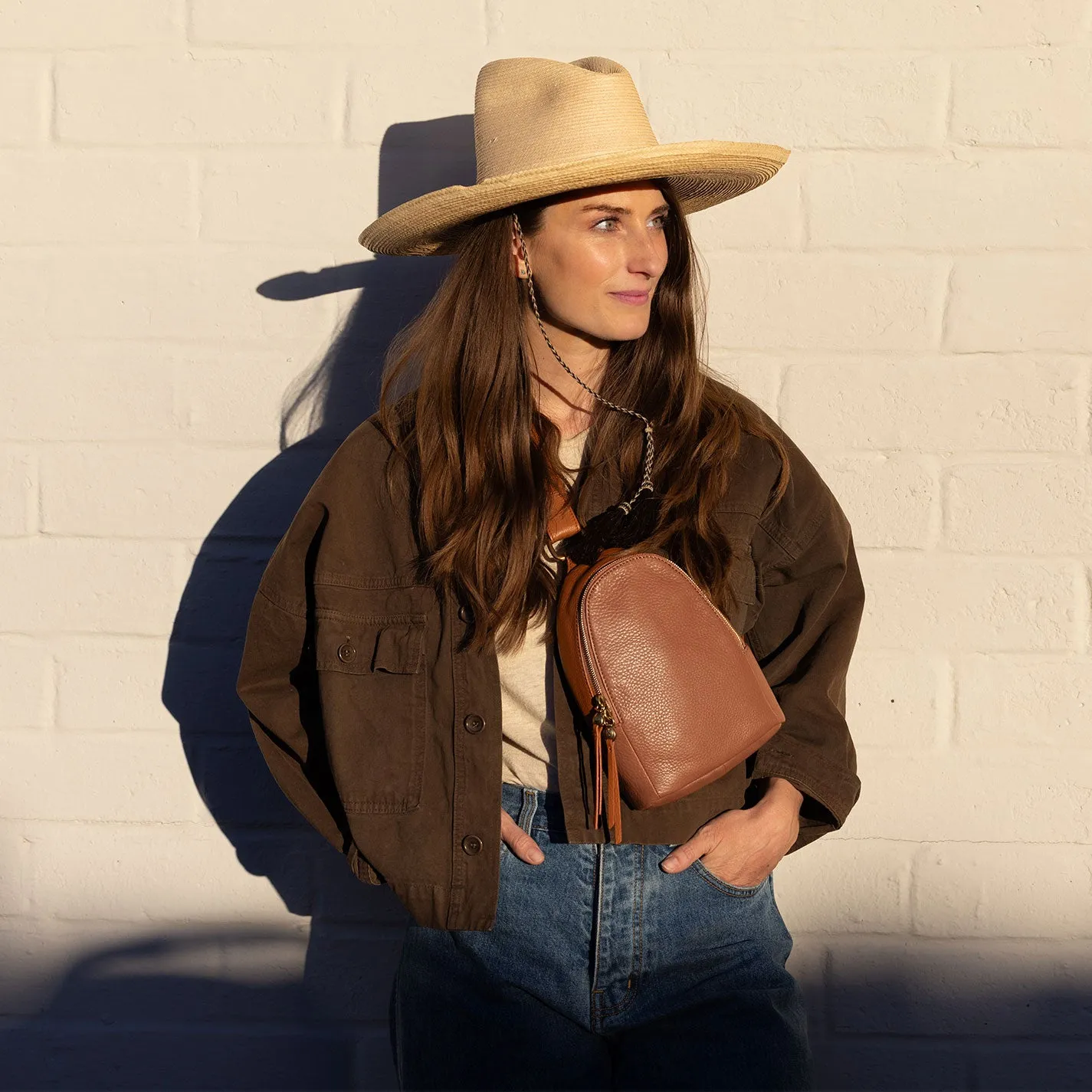 Fern Sling In Pebbled Leather - Warm Honey