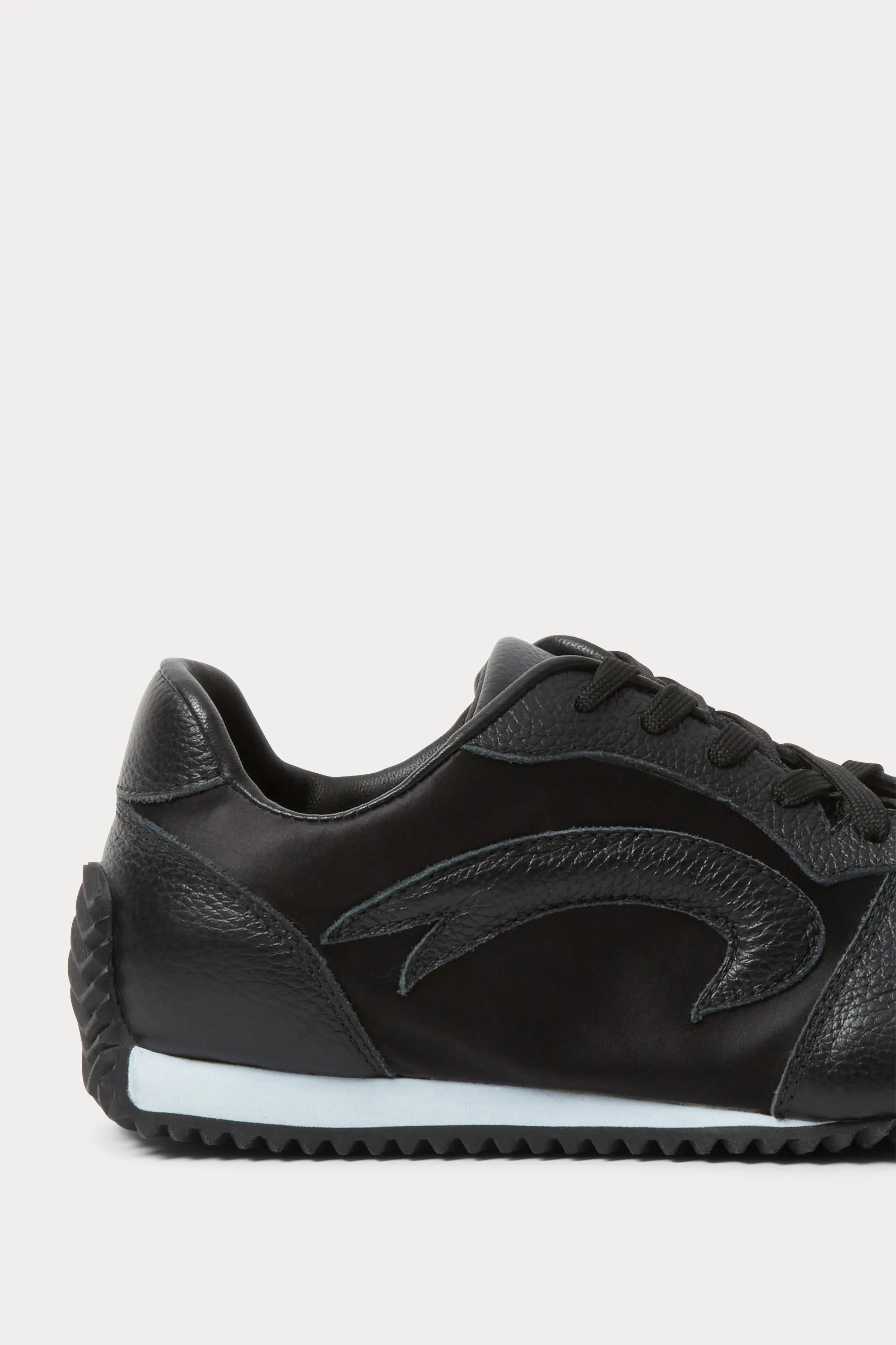 Fox Sneaker