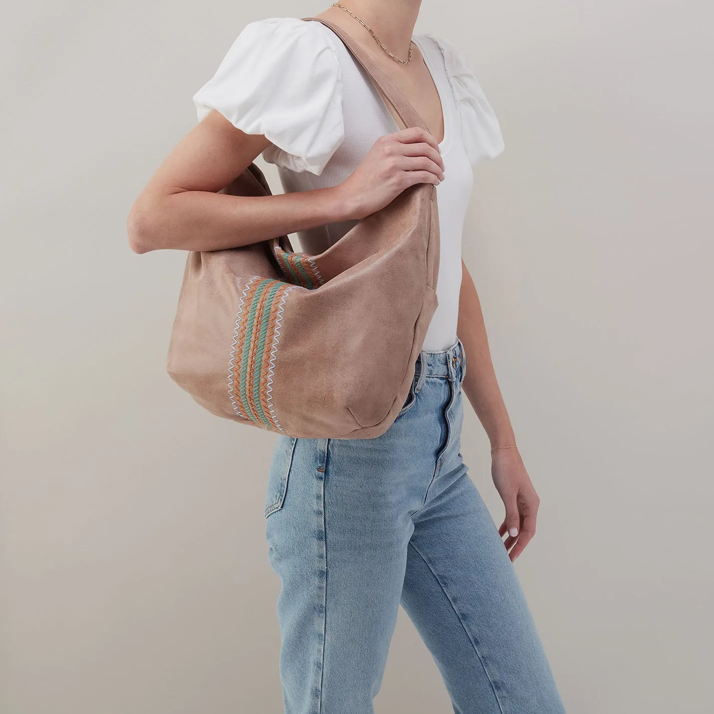 Harley Hobo In Buffed Leather - Hazel