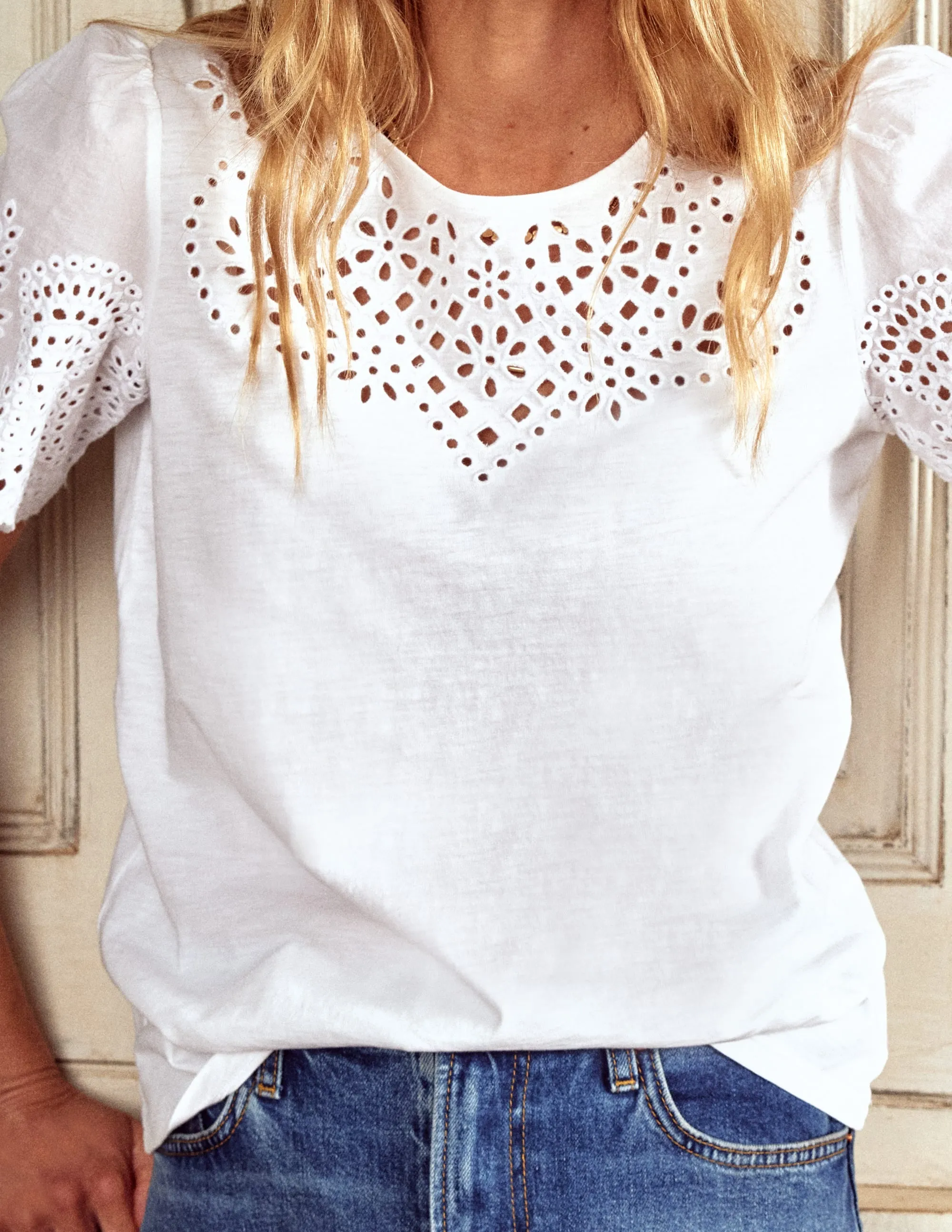 Isabel Broderie Top-White