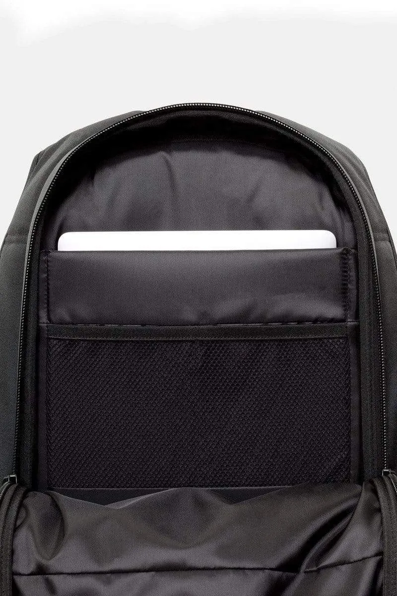 Isar M Obsidian Black