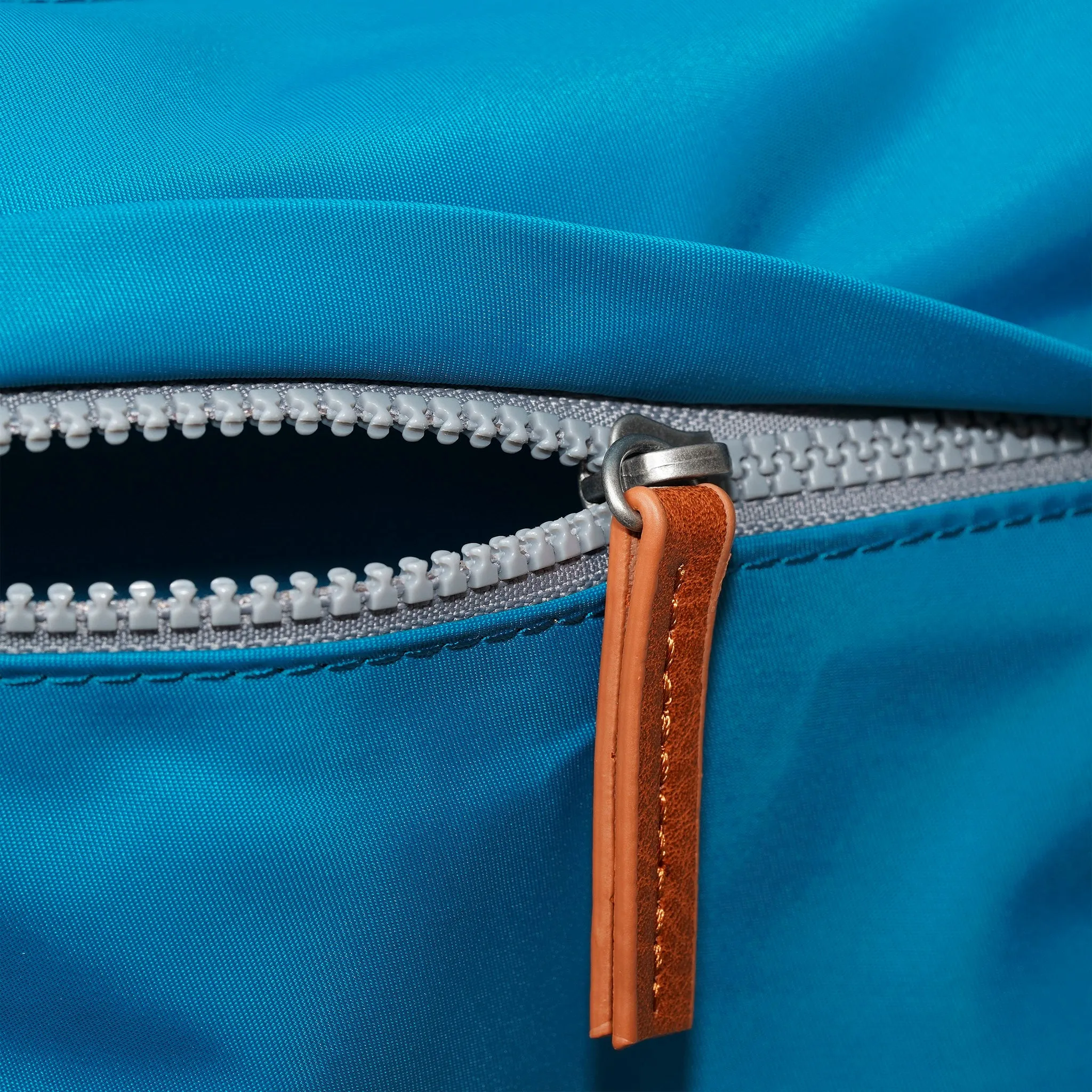 Kennington B Seaport Recycled Nylon