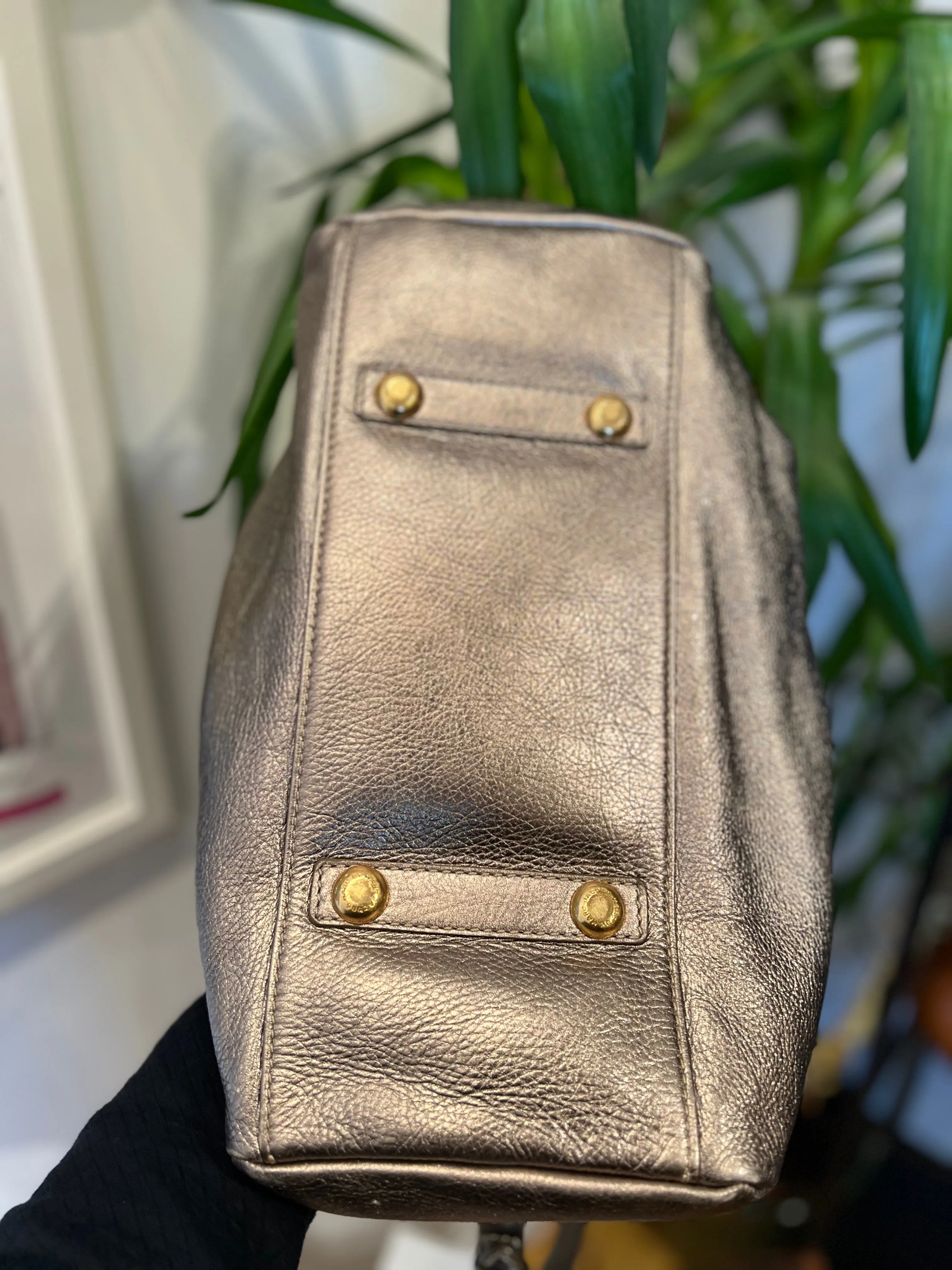 Marc by Marc Jacobs Gold Metallic Leather Classic Q