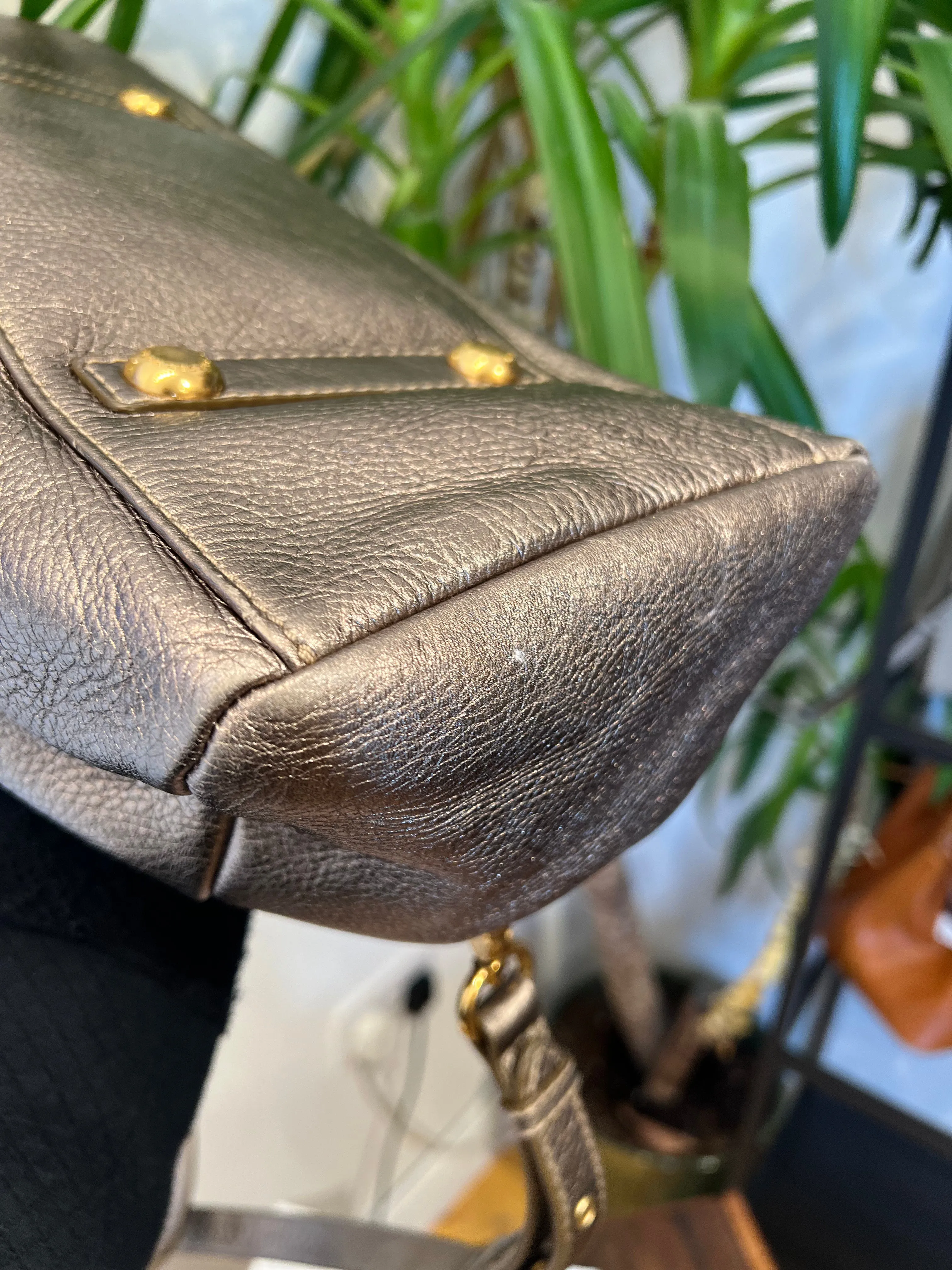 Marc by Marc Jacobs Gold Metallic Leather Classic Q