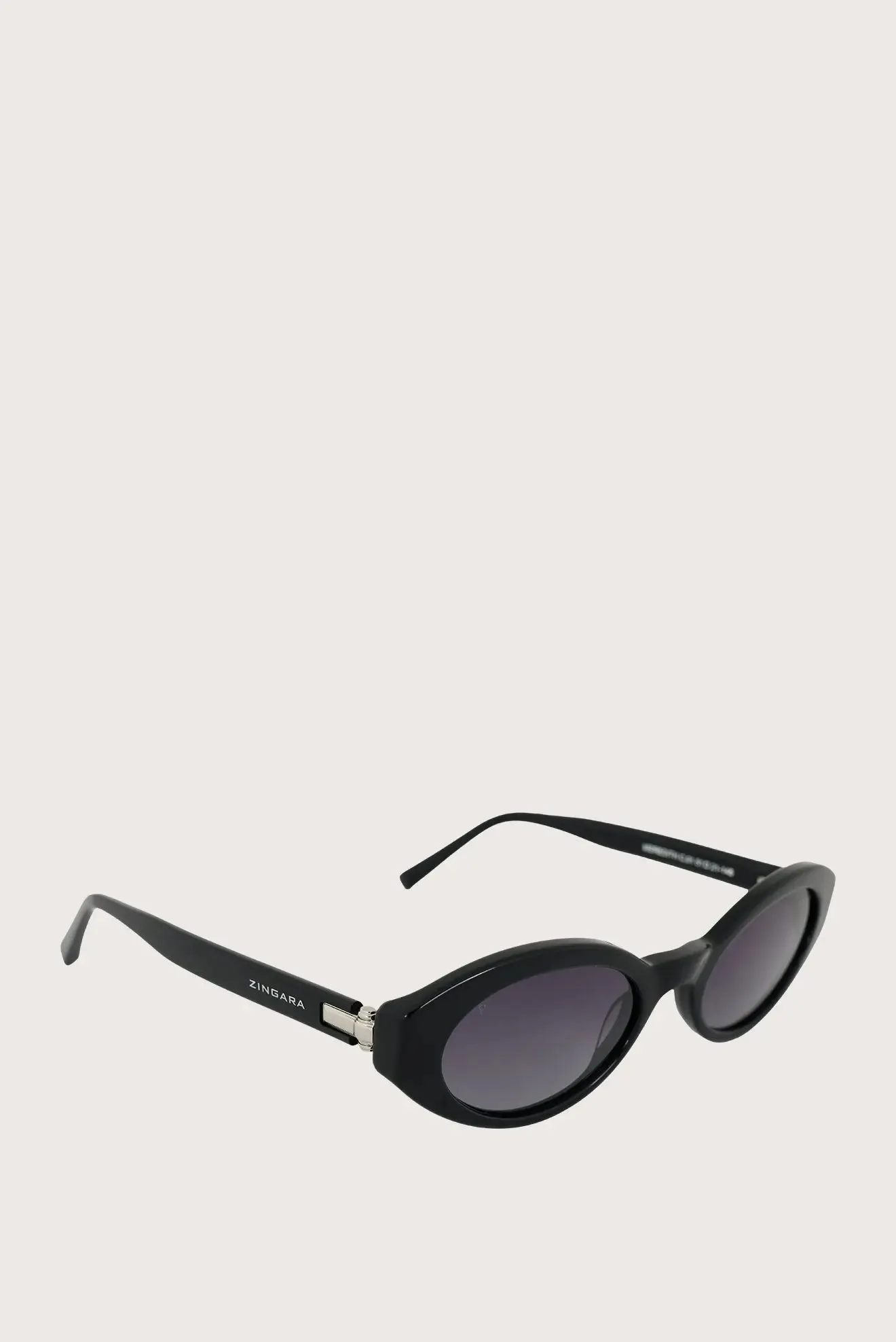 Meredith Sunglasses - Oval - Classic Black