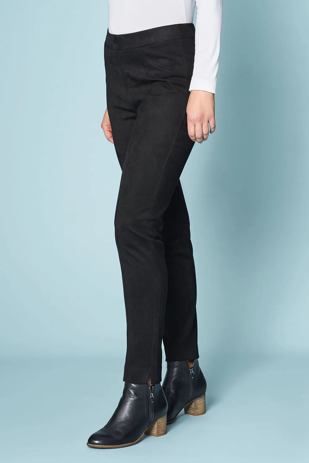 Pintuck Slim Leg Pant - Black
