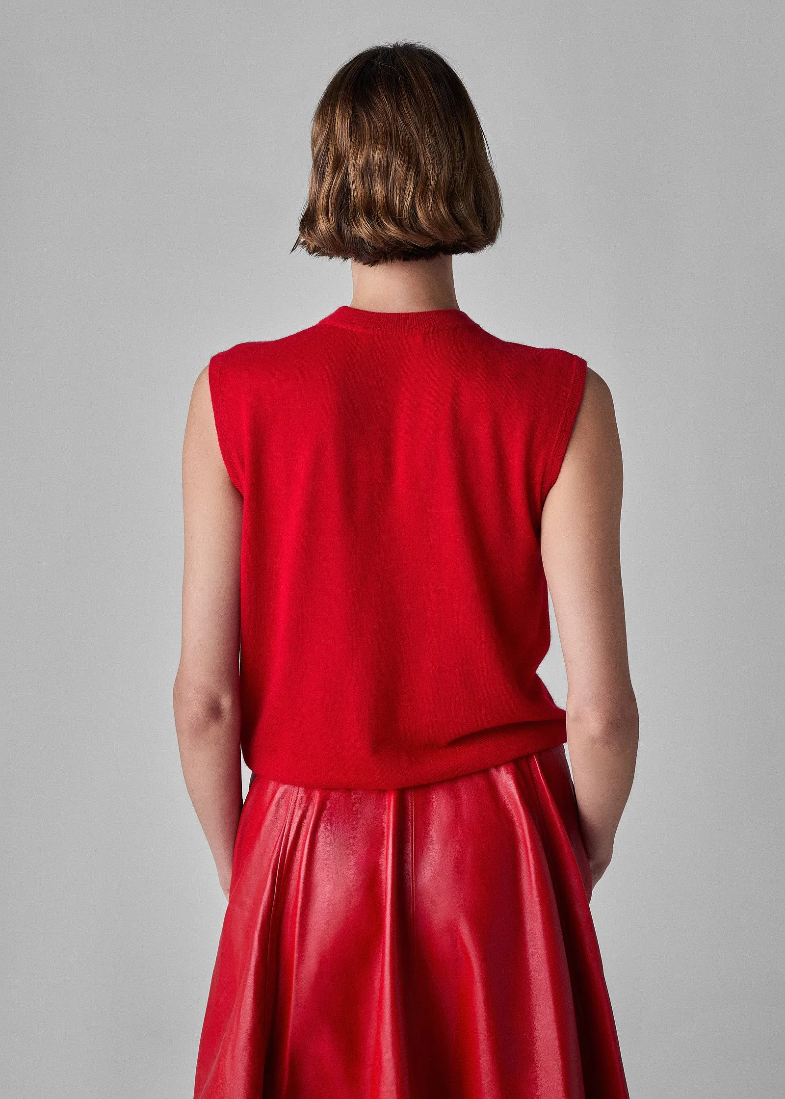 Shell Tank in Fine Cashmere - Red