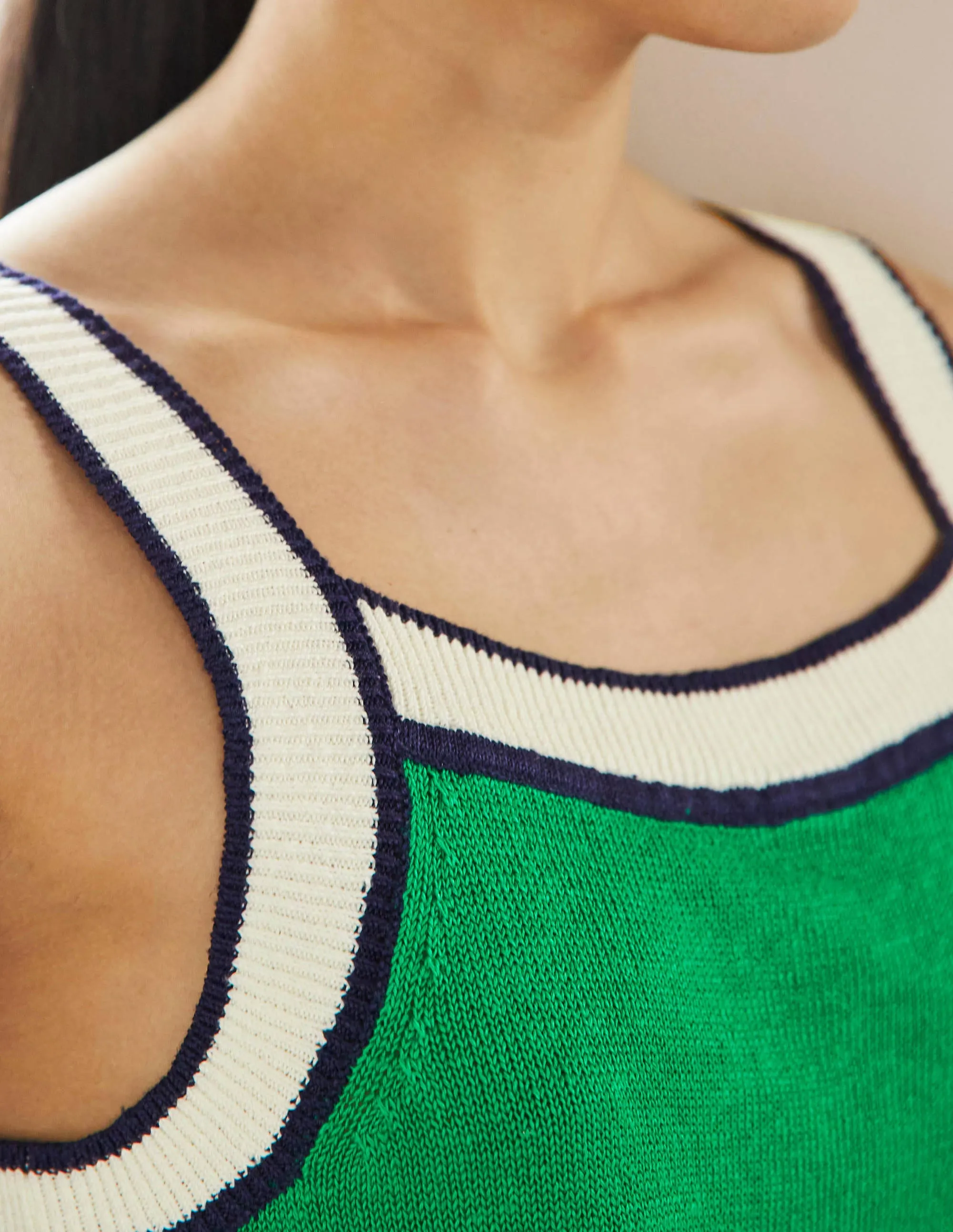 Square Neck Linen Vest-Highland Green