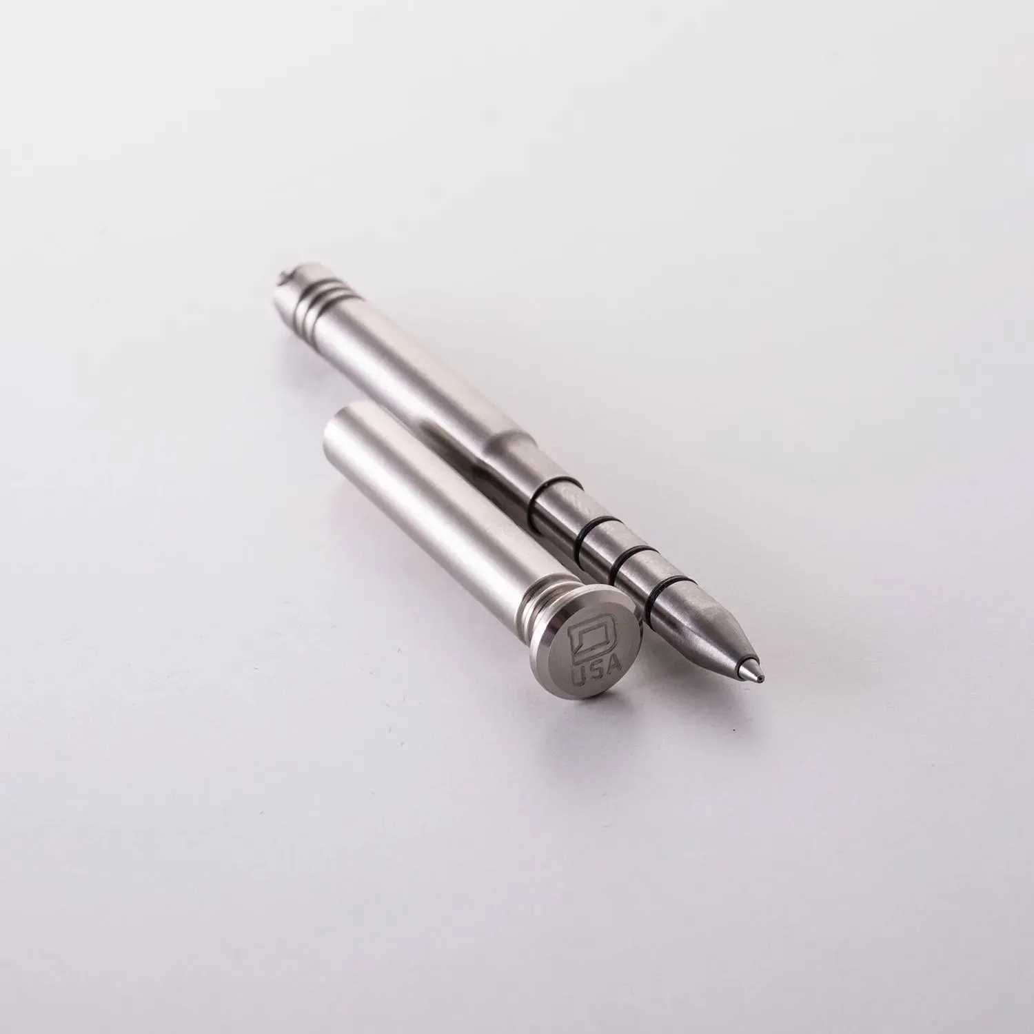 T02 Tactical Pen Wallet | Titanium | Special Edition