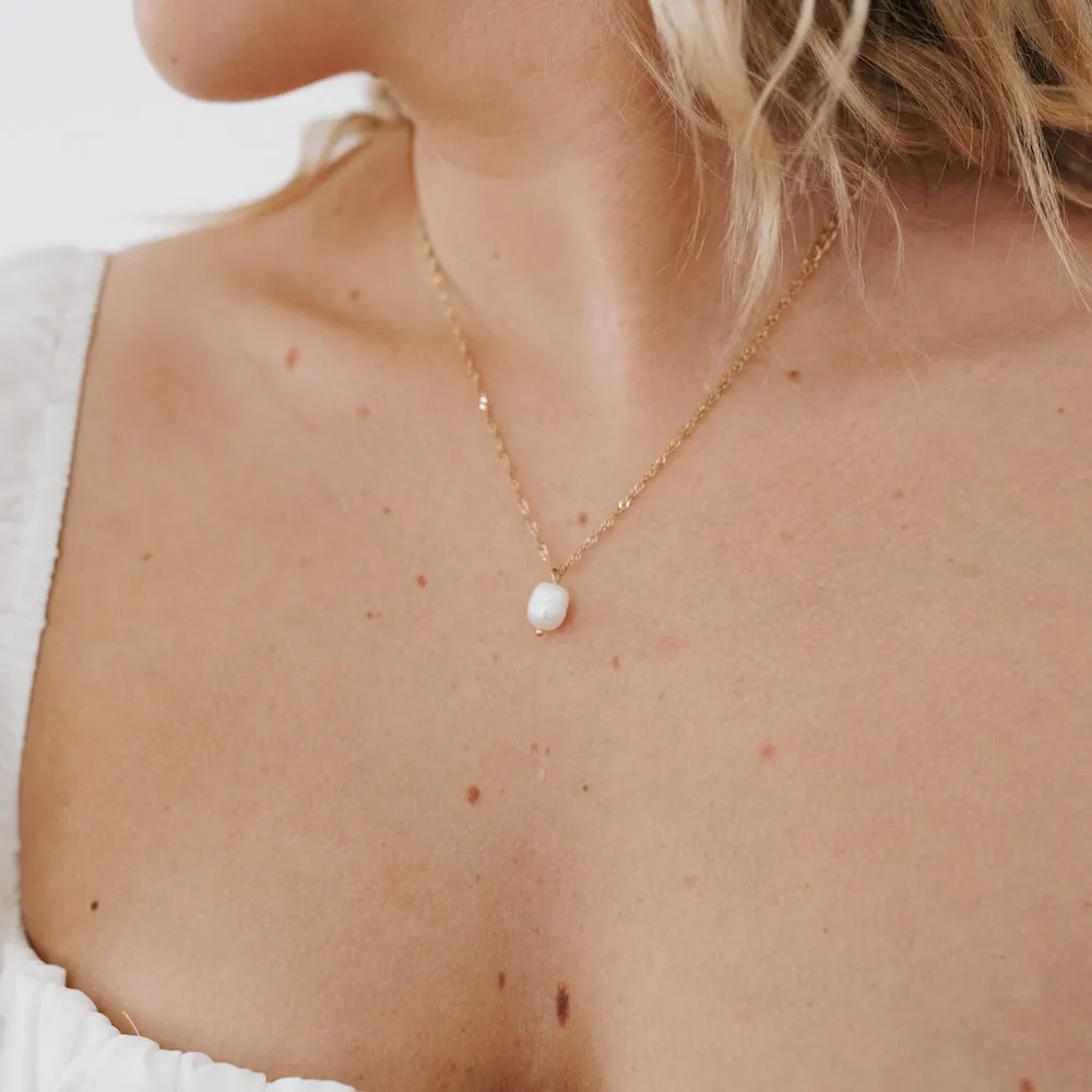 Twisted Chain Pearl Necklace *WATERPROOF*